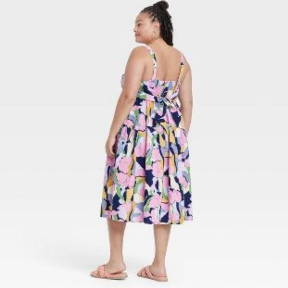 Women’s Sleeveless Tie-Back Tiered Dress Ava & Viv Floral Size 1X